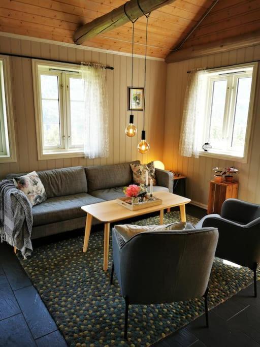 הוילה קאופנגר Nydelig Lite Hus Med Egen Vedfyrt Baksteovn. מראה חיצוני תמונה